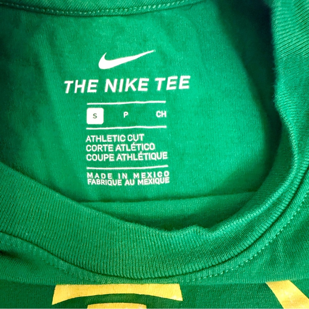 Oregon Ducks Kids 2 Tee Bundle (Football & Basketball) - Picture 4 of 6